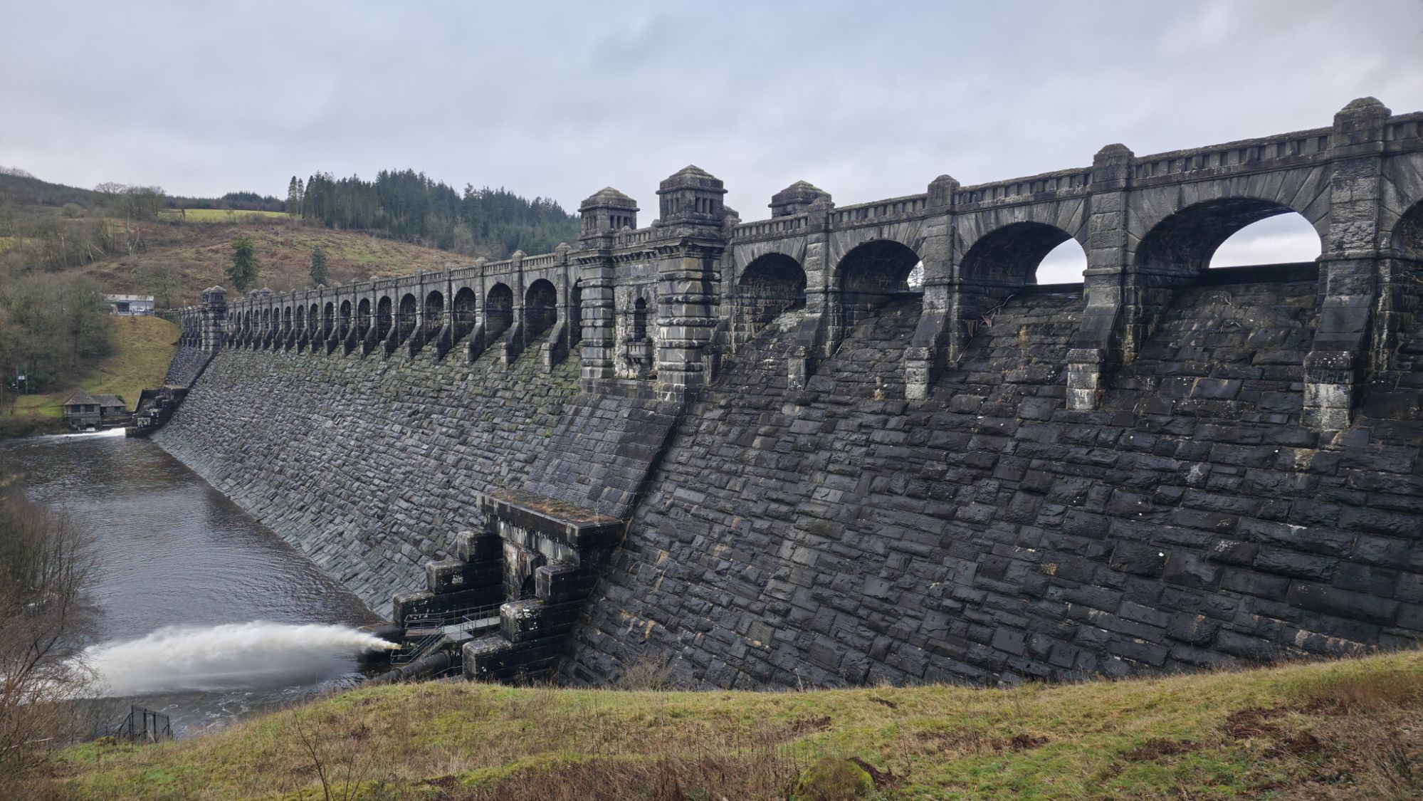 Widok tamy nad Lake Vyrnwy